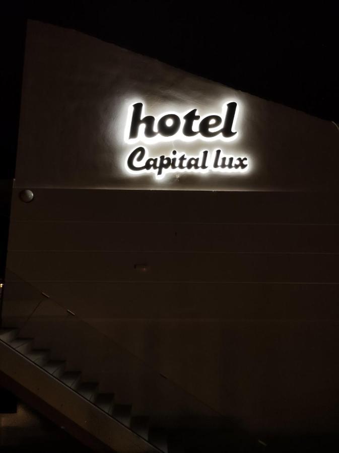 Hotel Capital Lux Нідрі Екстер'єр фото
