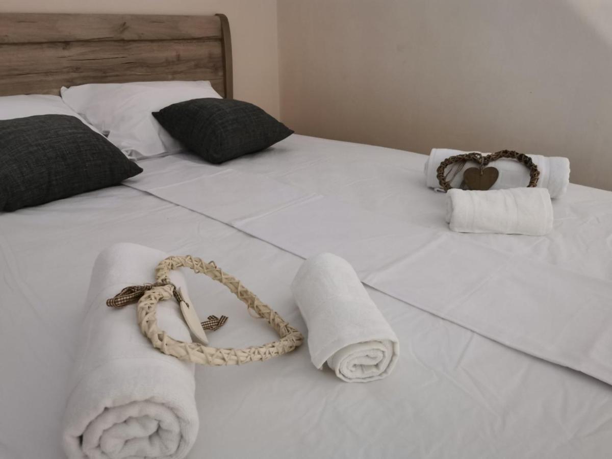Hotel Capital Lux Нідрі Екстер'єр фото